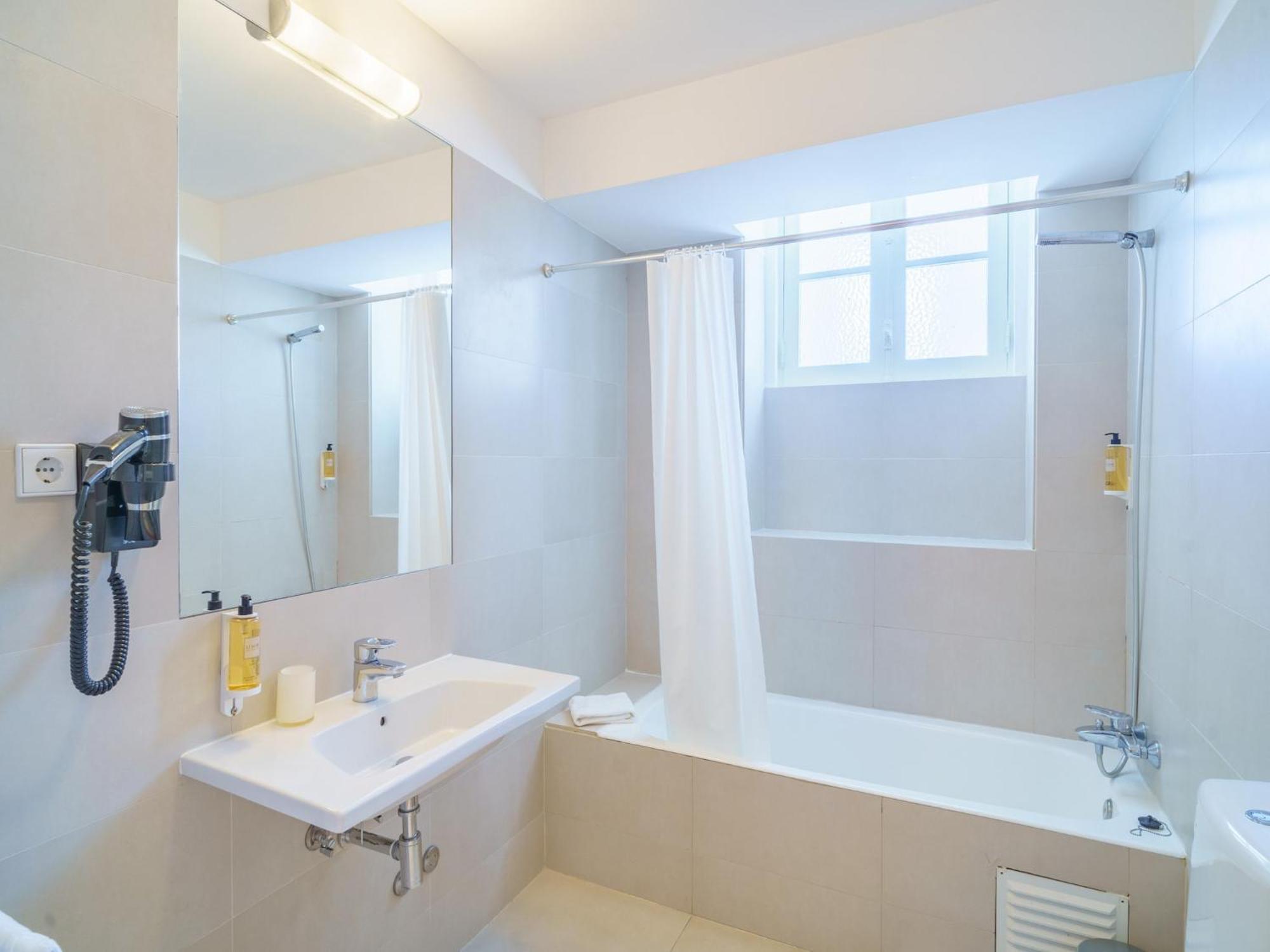 Spacious For 12 Guests * Porto